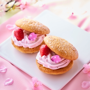 PREMIUMナボナ 桜いちご【店舗限定】